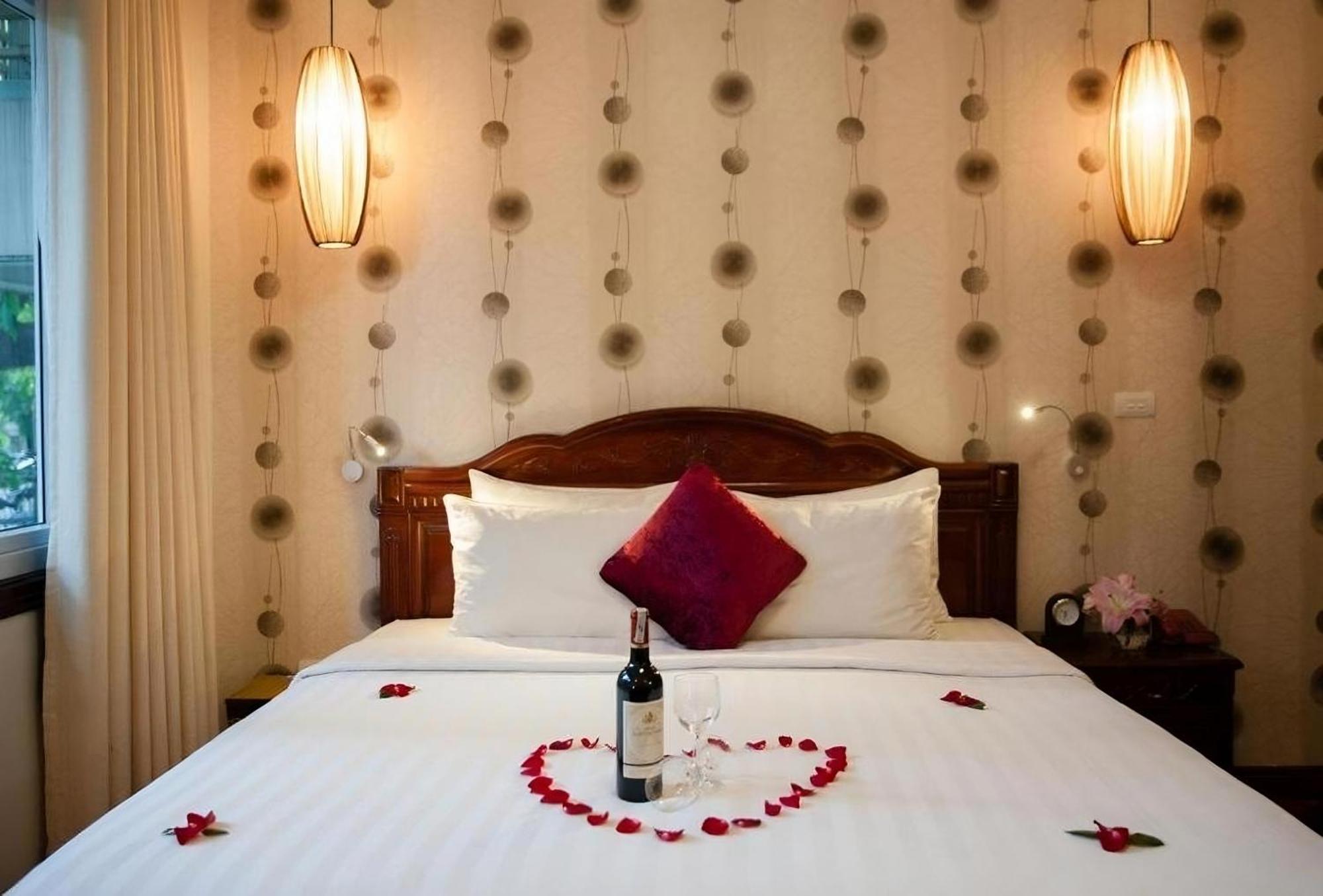 Hanoi Golden Moon Hotel & Travel Екстериор снимка
